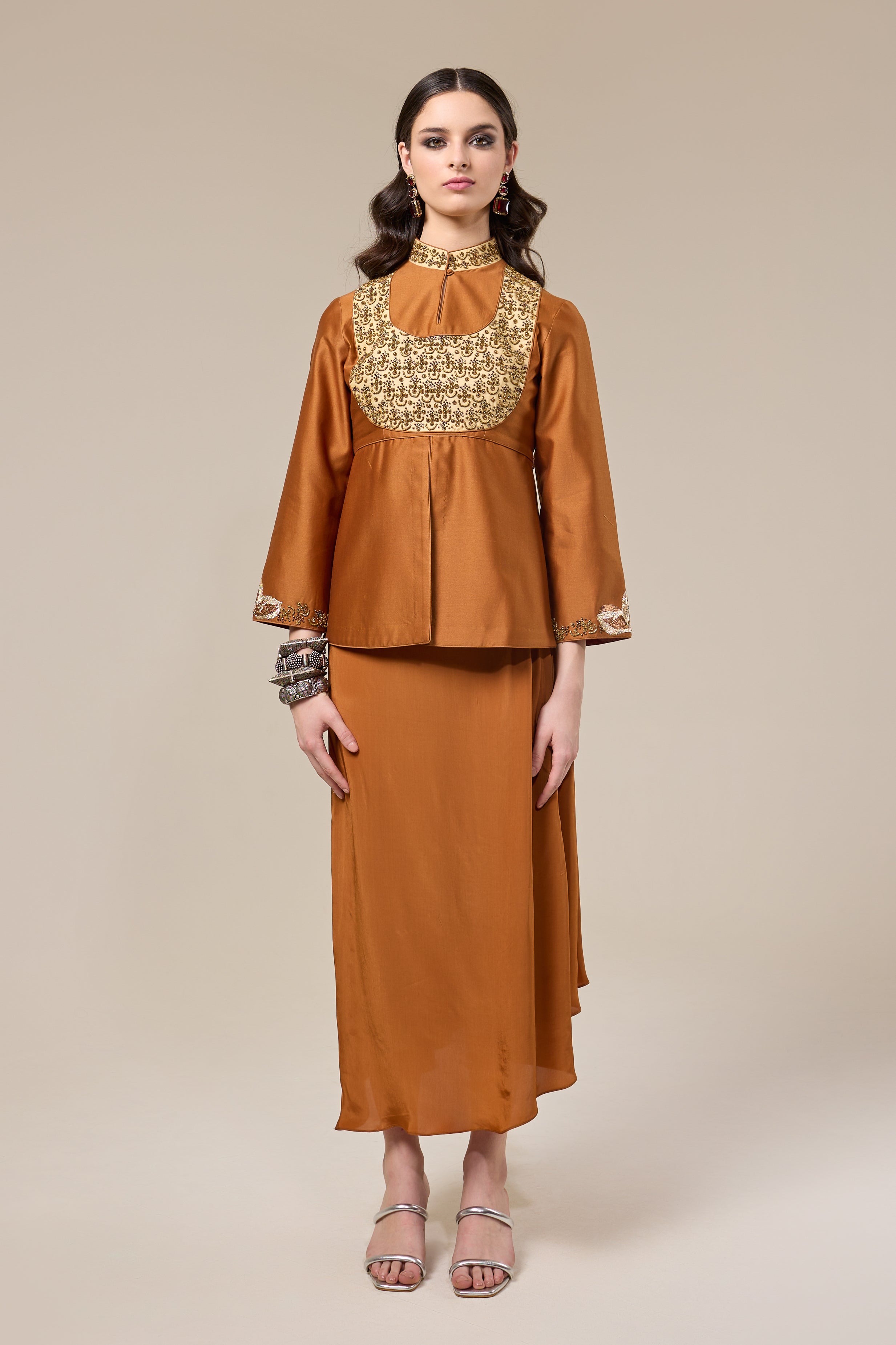 Peplum Yoke Short Kurta with Drape Set