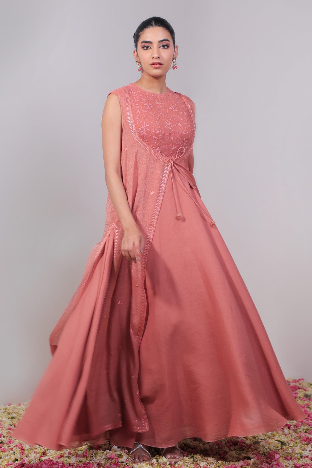 Ek Taar Chikankari Anarkali