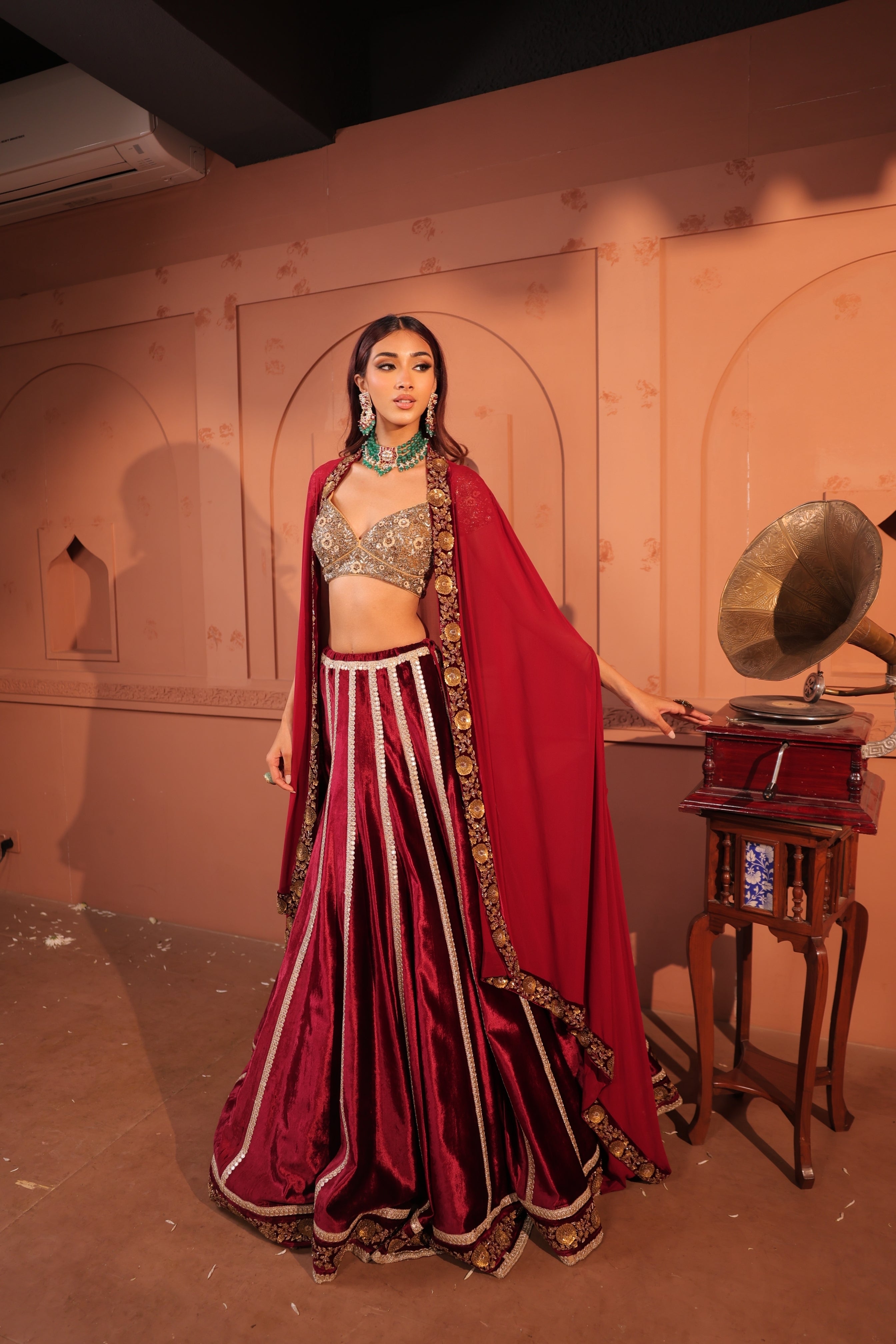 Minori Lehenga