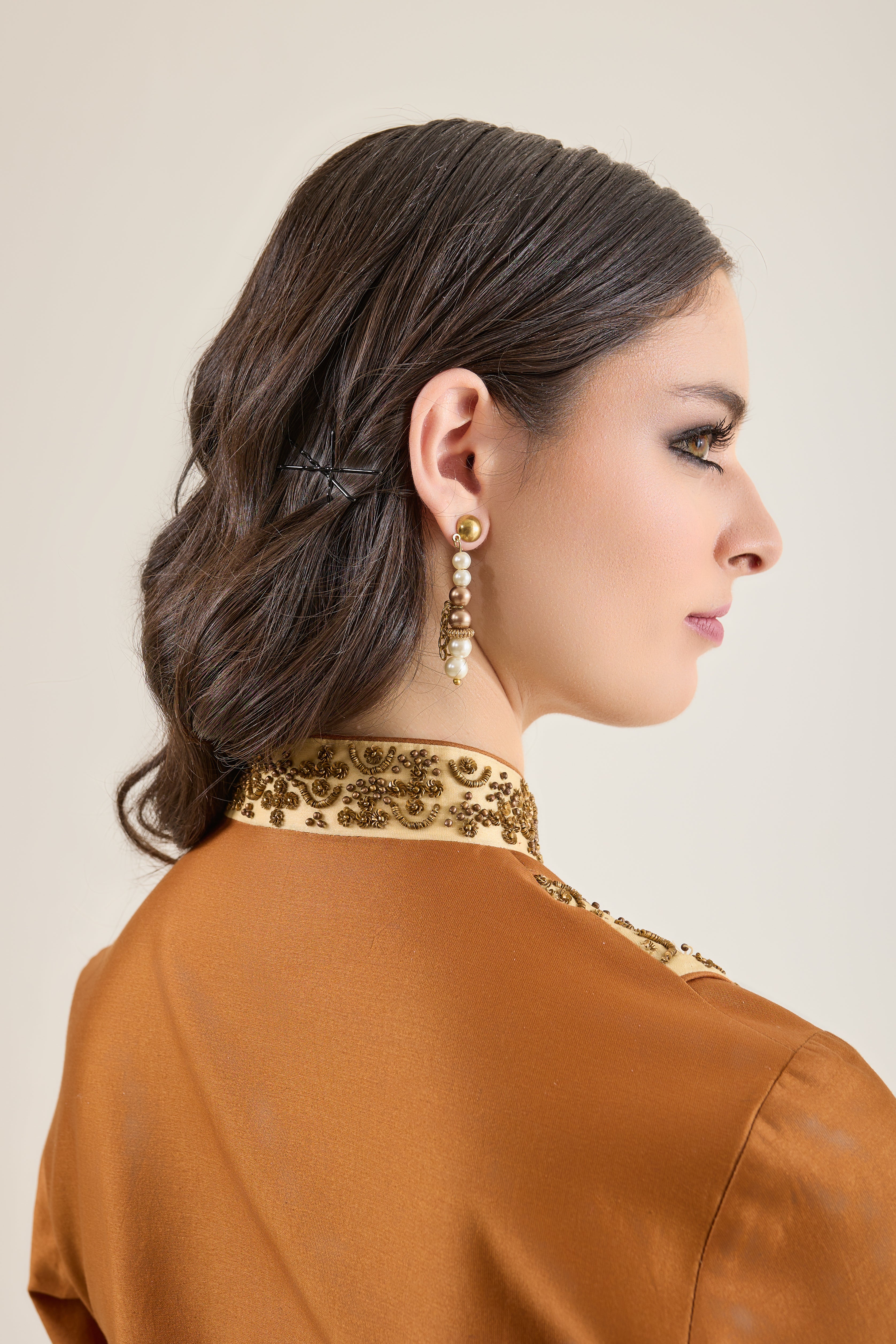 Peplum Yoke Short Kurta with Drape Set