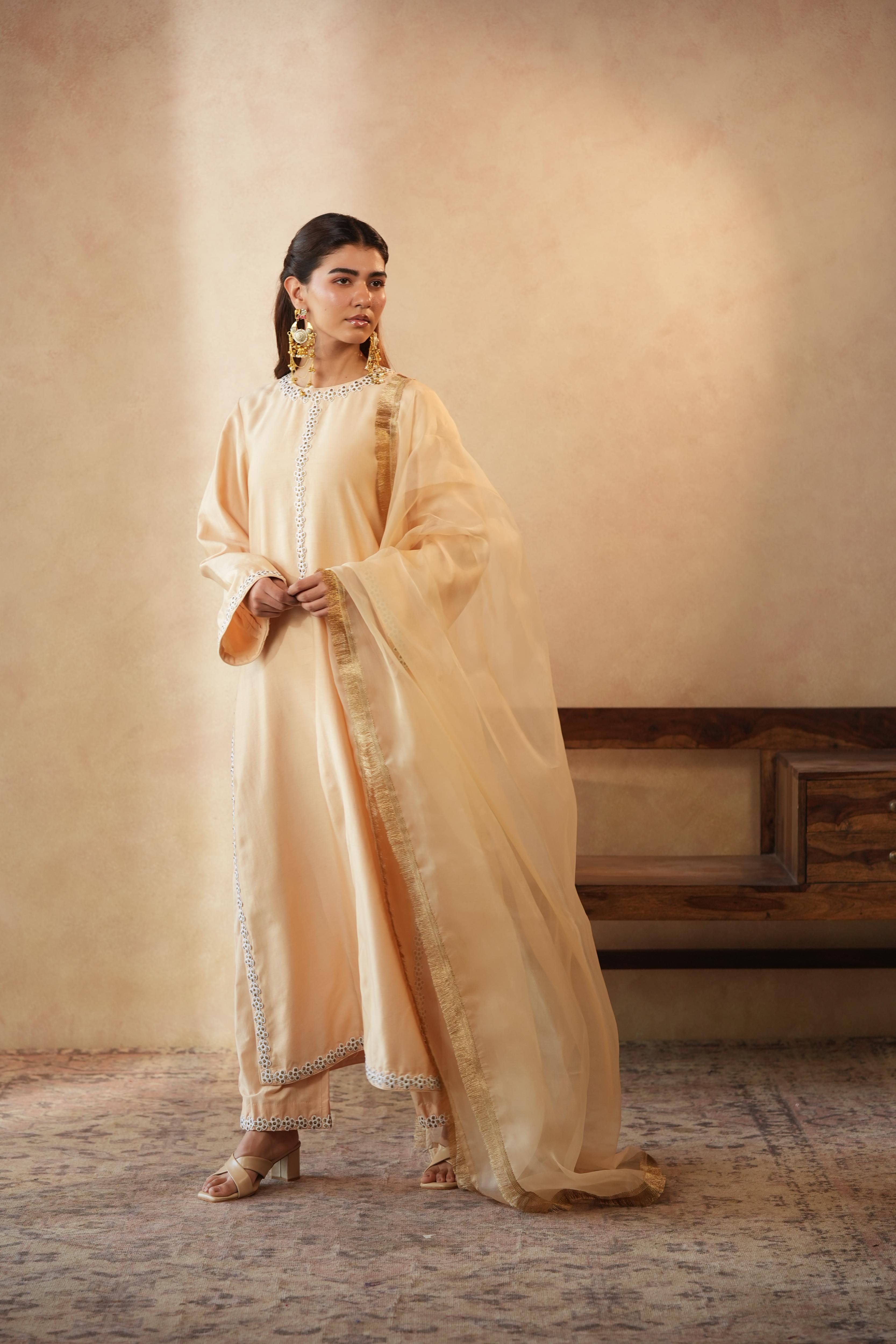 Mehar Peach Kurta Set
