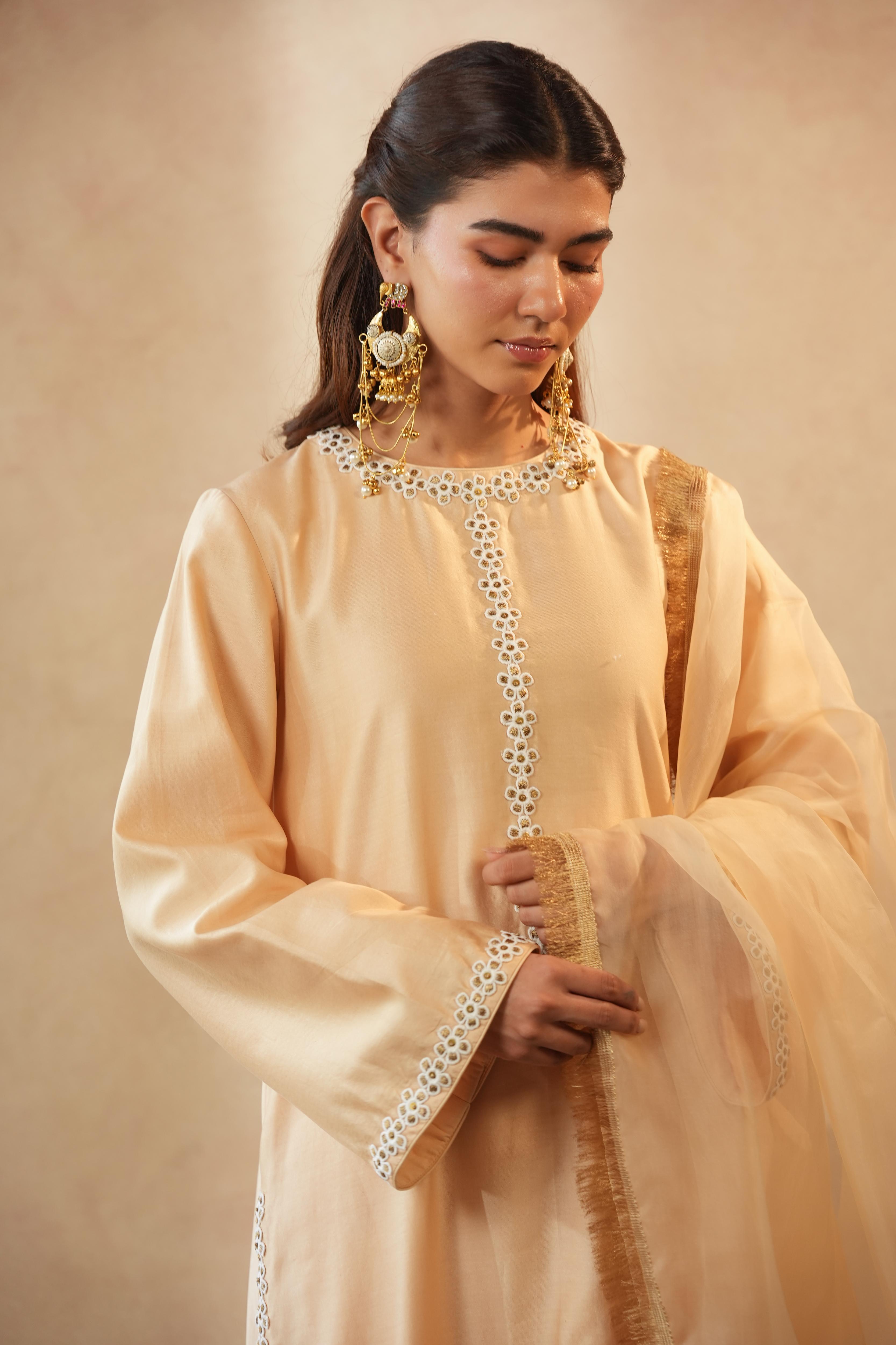 Mehar Peach Kurta Set