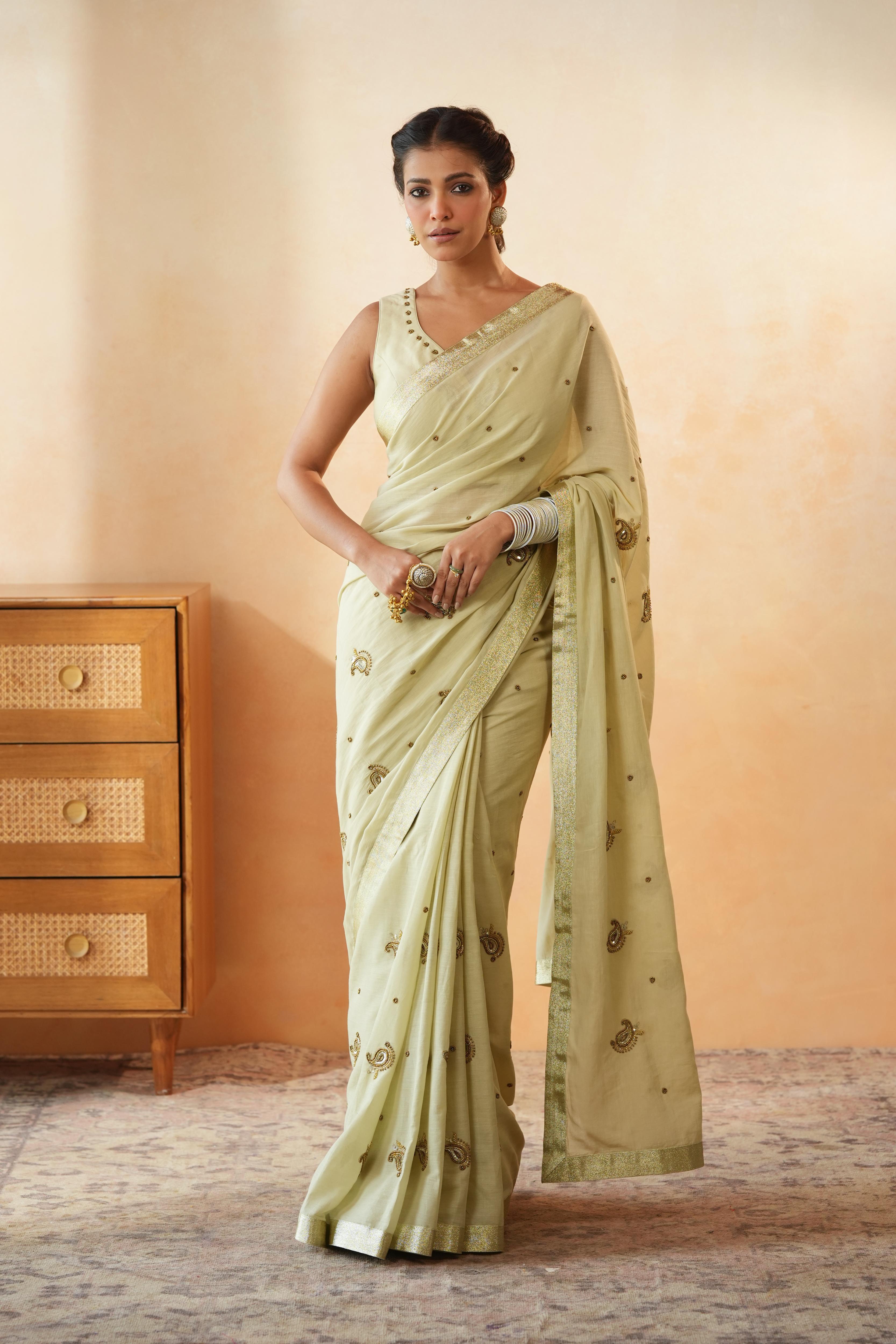 Aashna Paisley Mint Saree