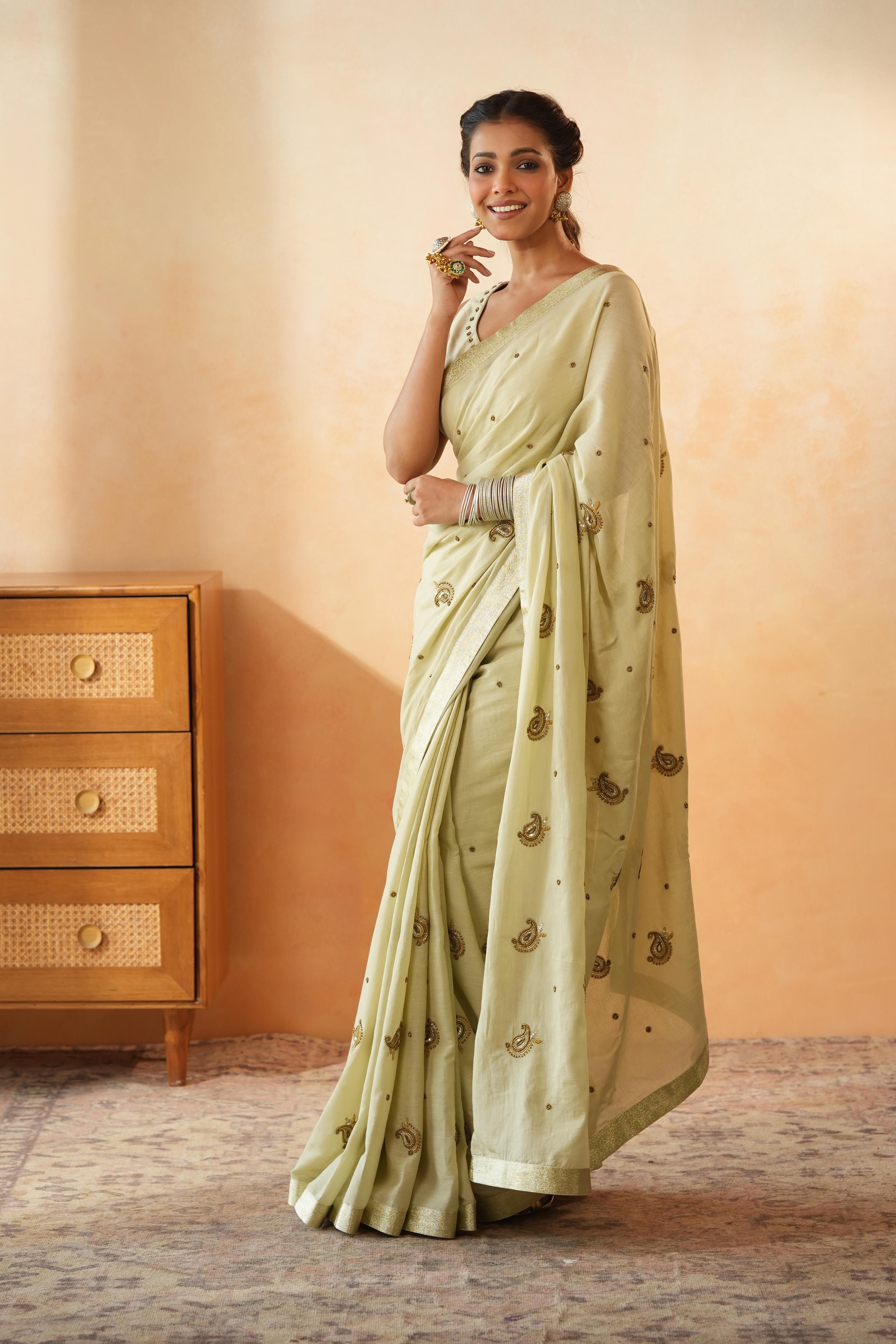 Aashna Paisley Mint Saree