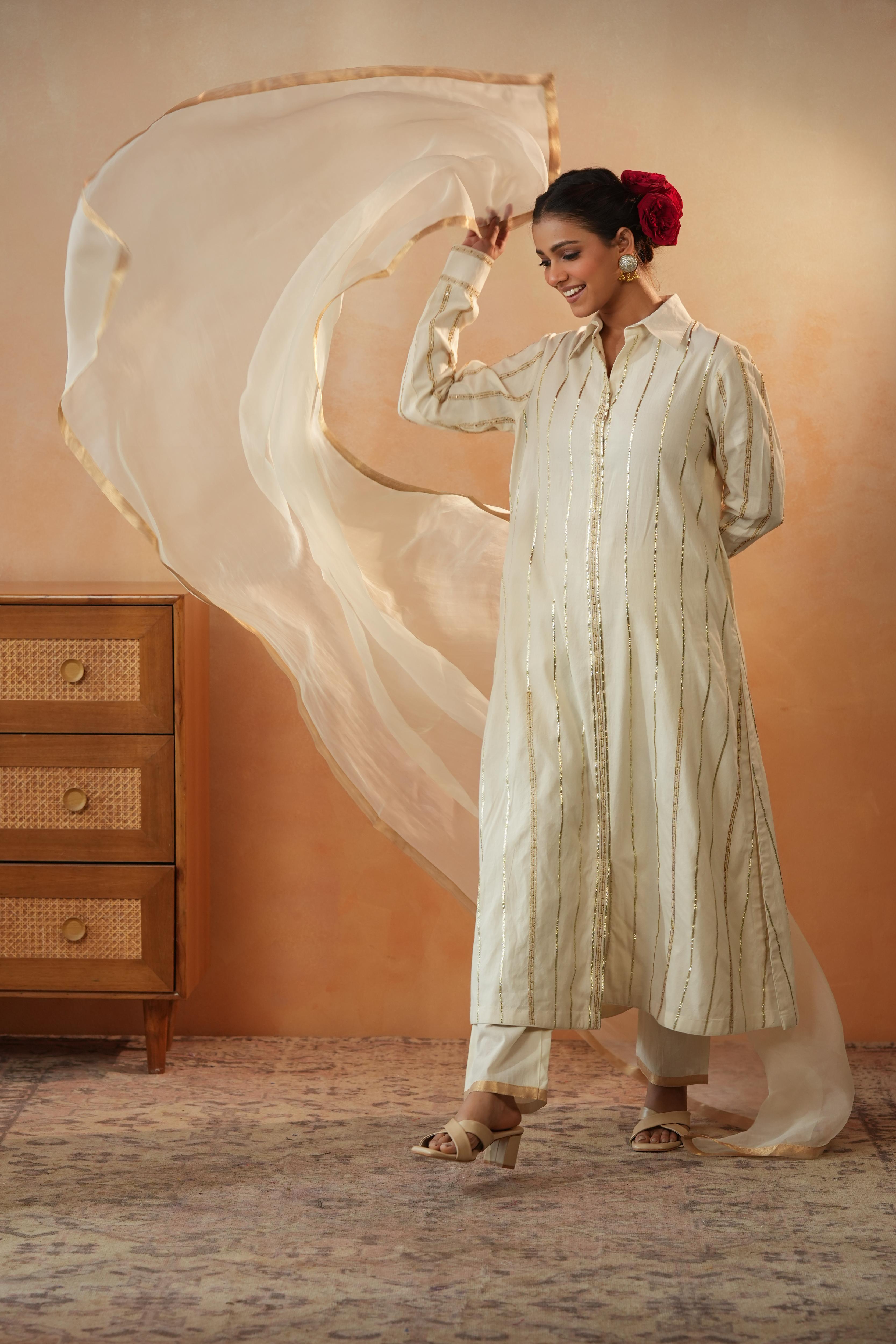 Amaya Gota Lace Ivory Kurta Set