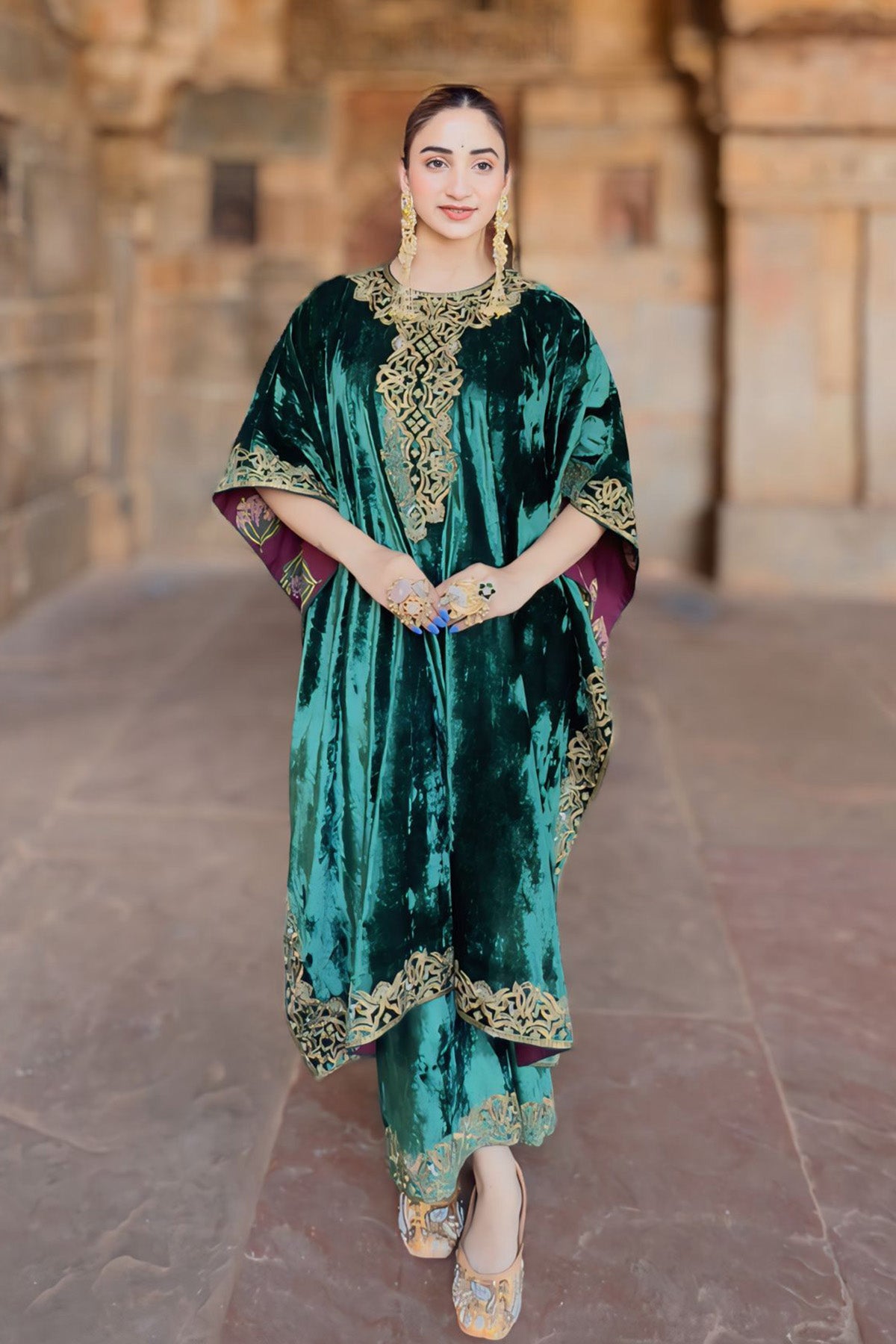 Gargi Singh In Nasreen Kaftan Suit Set