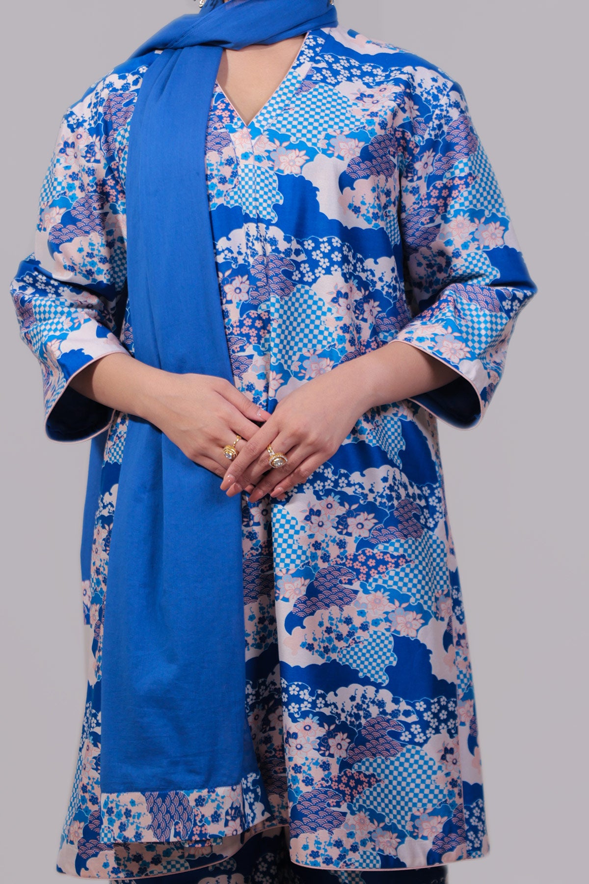 Scalloped Blue Floral Co-ord Set with Palazzo & Stole