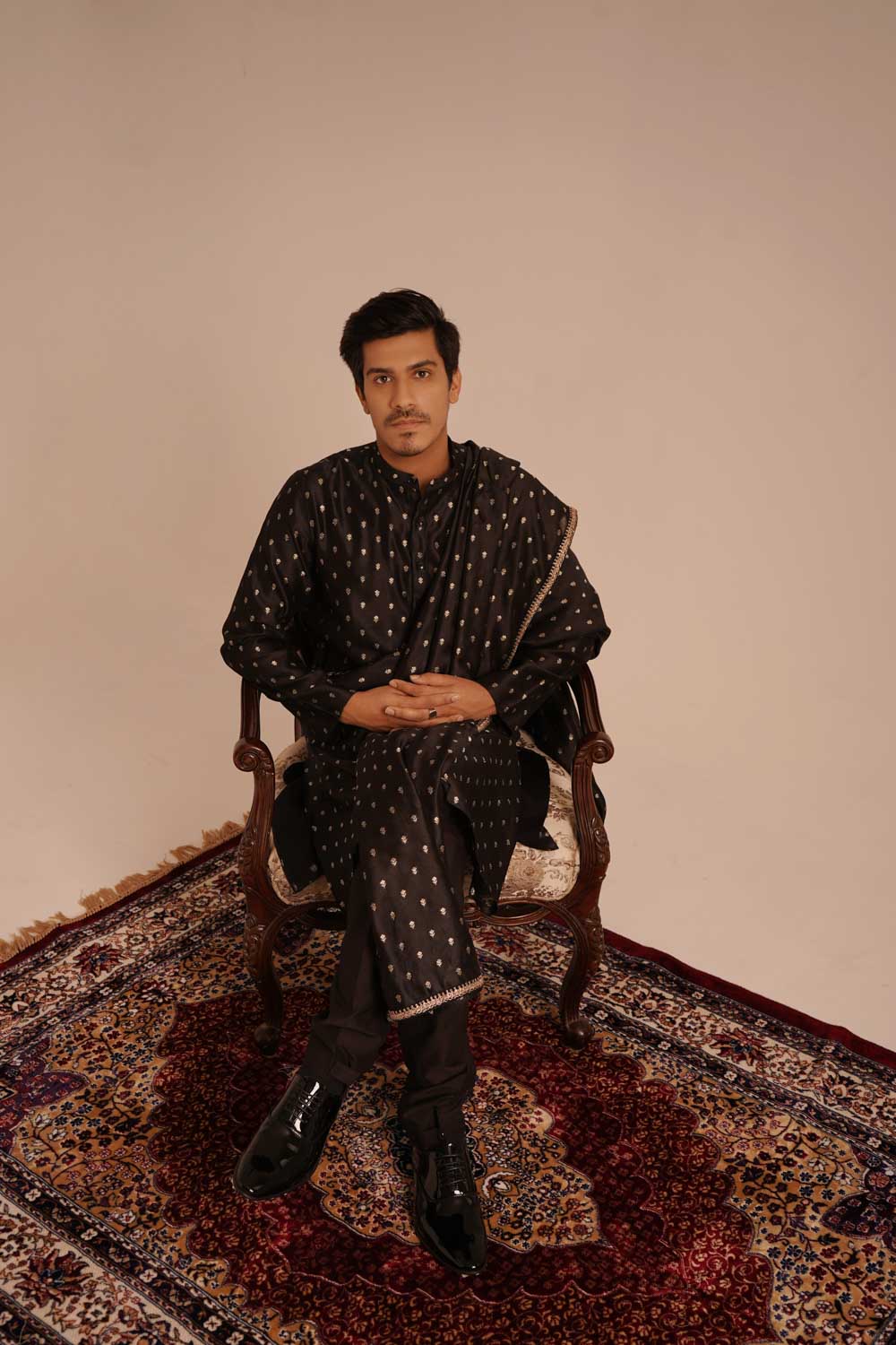 golden-buti-silk-kurta-set