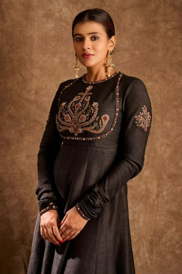 Hebah Patel Wearing Nissa Wedding Anarkali