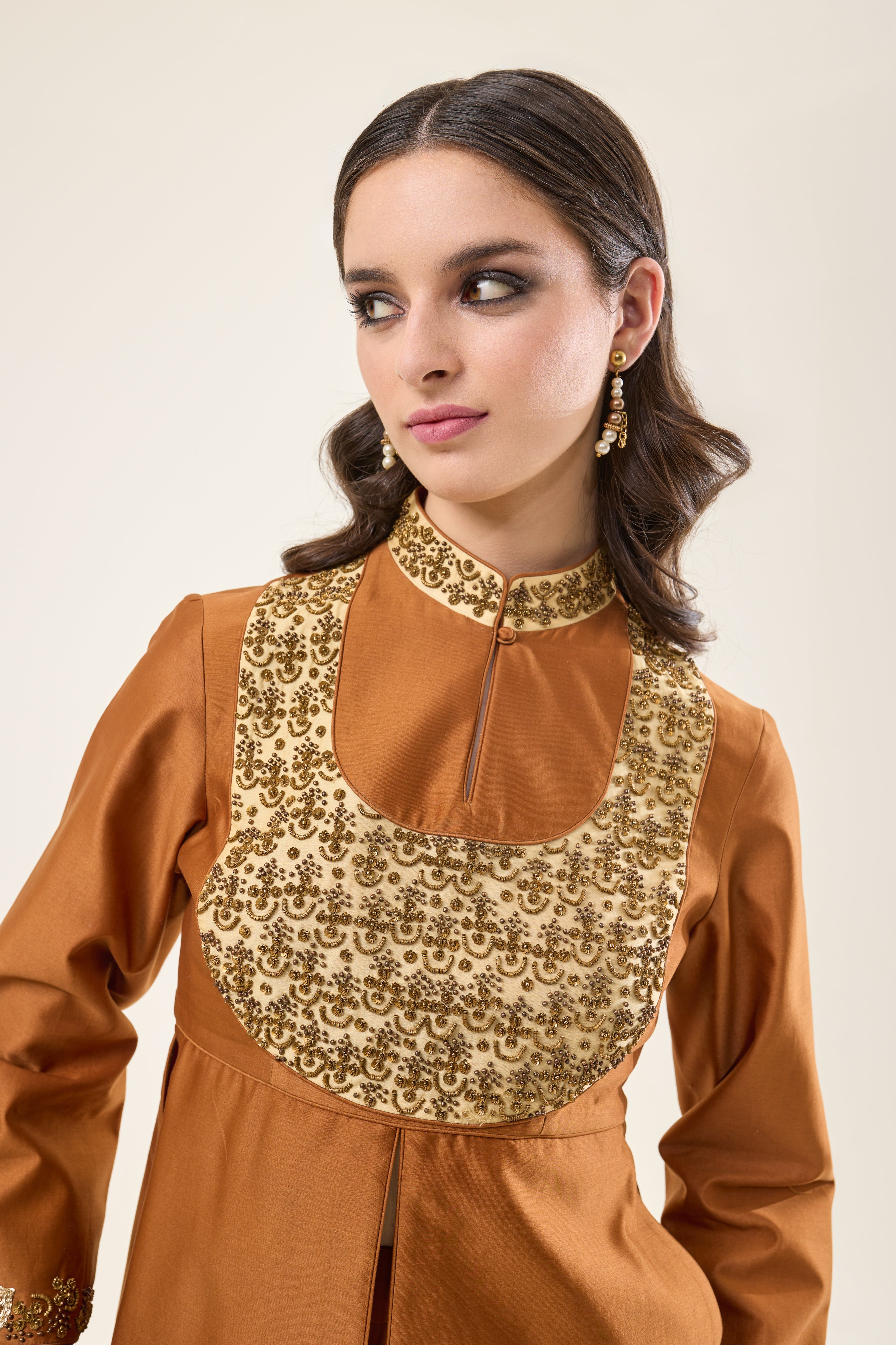 Peplum Yoke Short Kurta with Drape Set