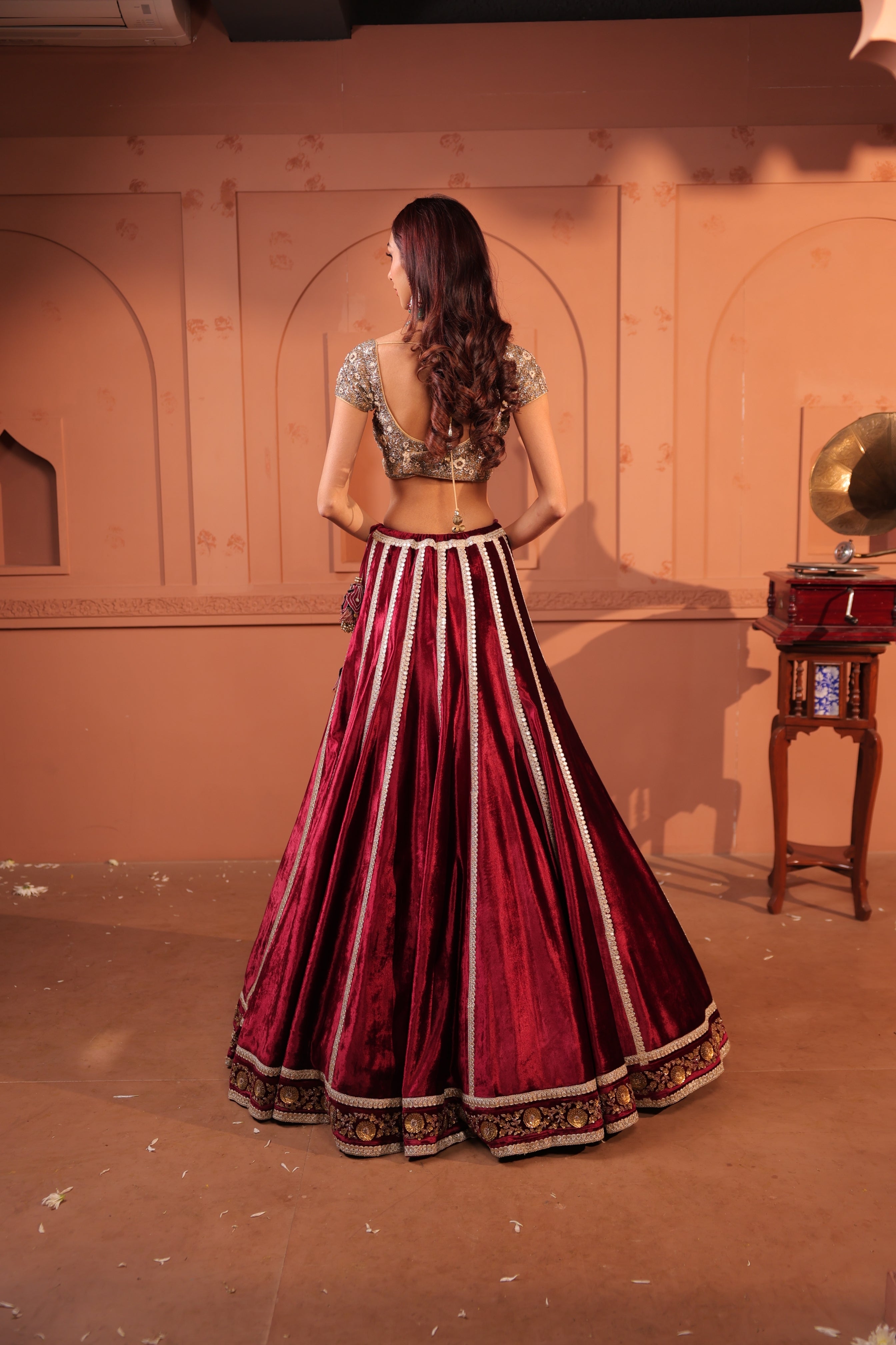 Sana Sajan In Minori Lehenga