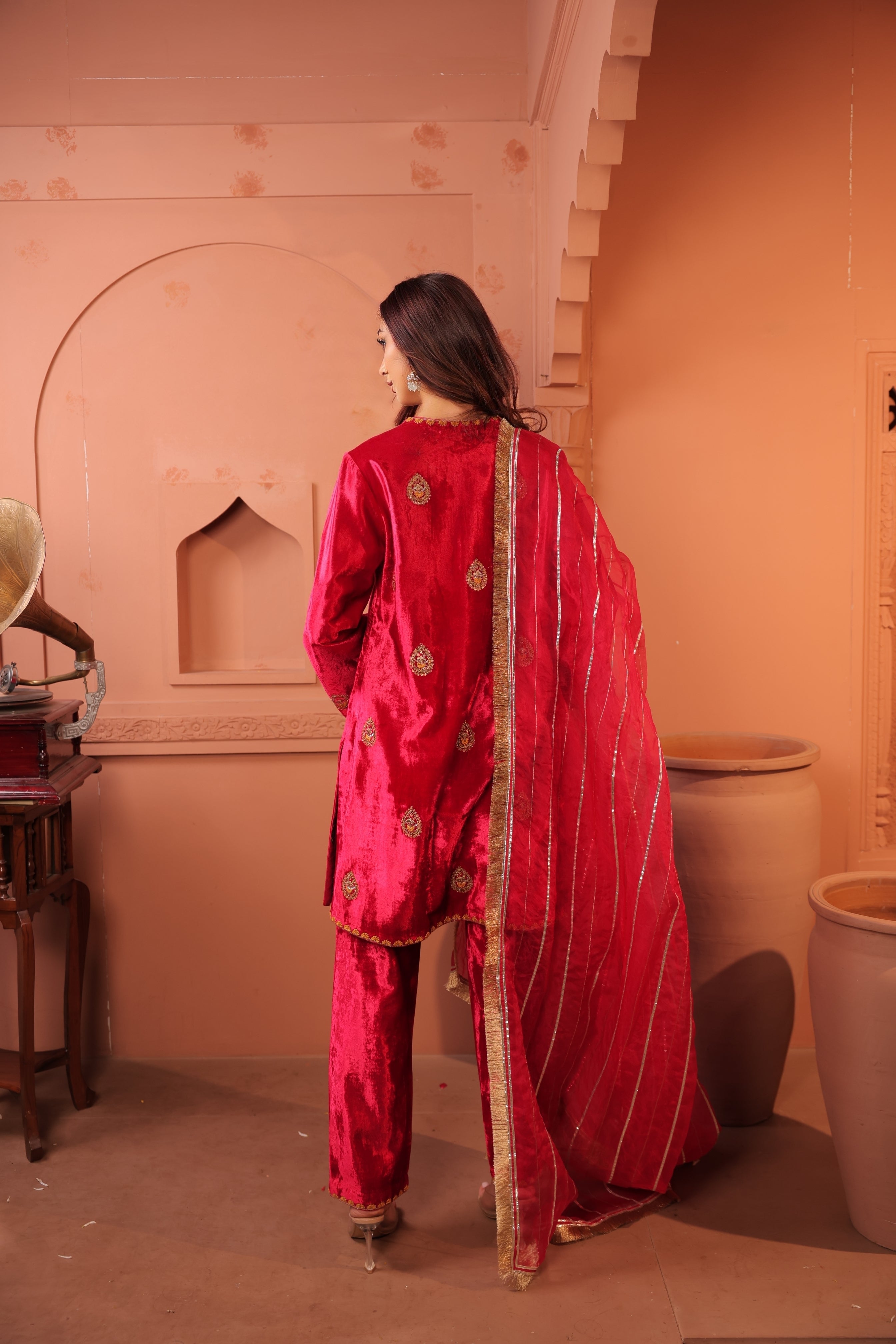 Saanaz Red Pink Suit Set