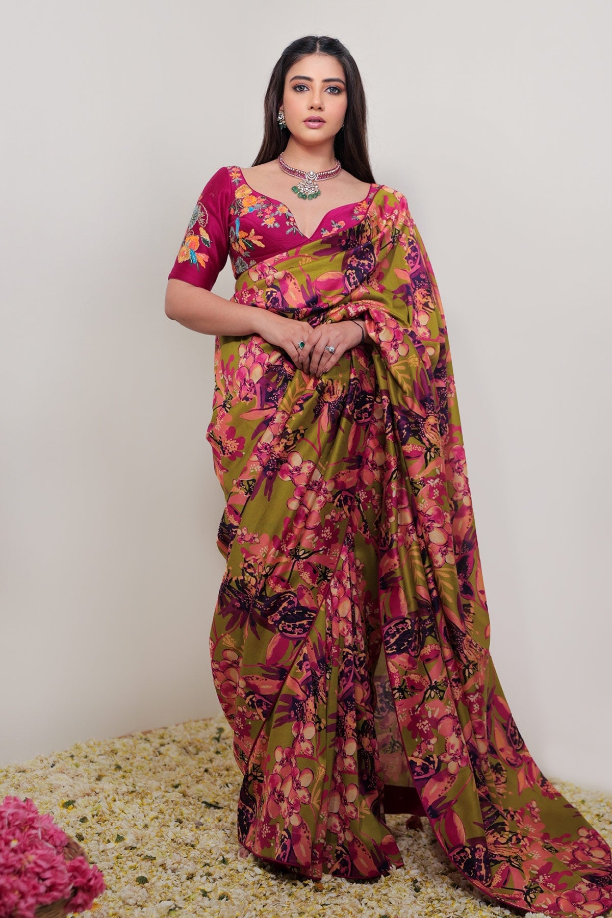 Green Hand-Drawn Floral Printed Classic Saree