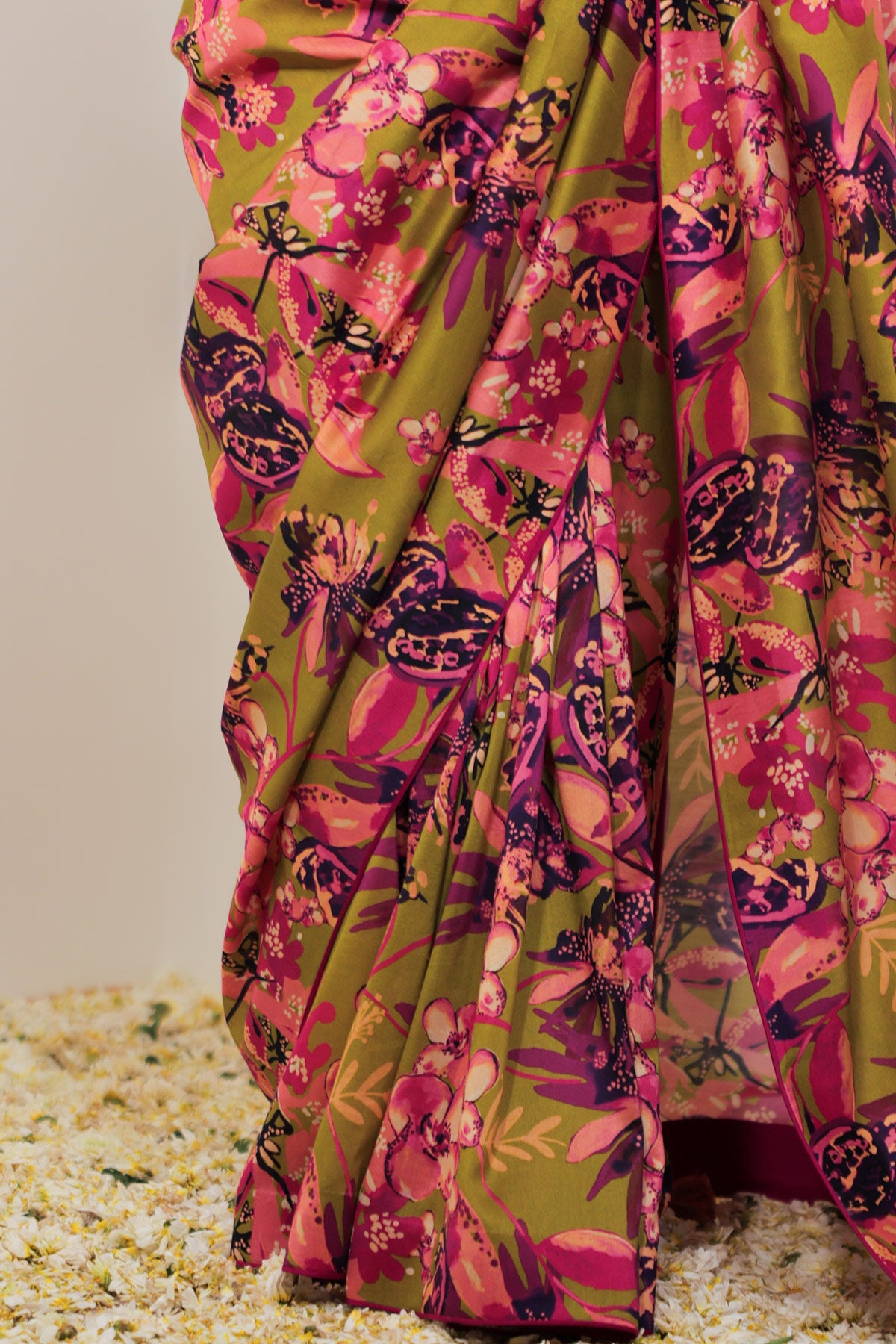 Green Hand-Drawn Floral Printed Classic Saree