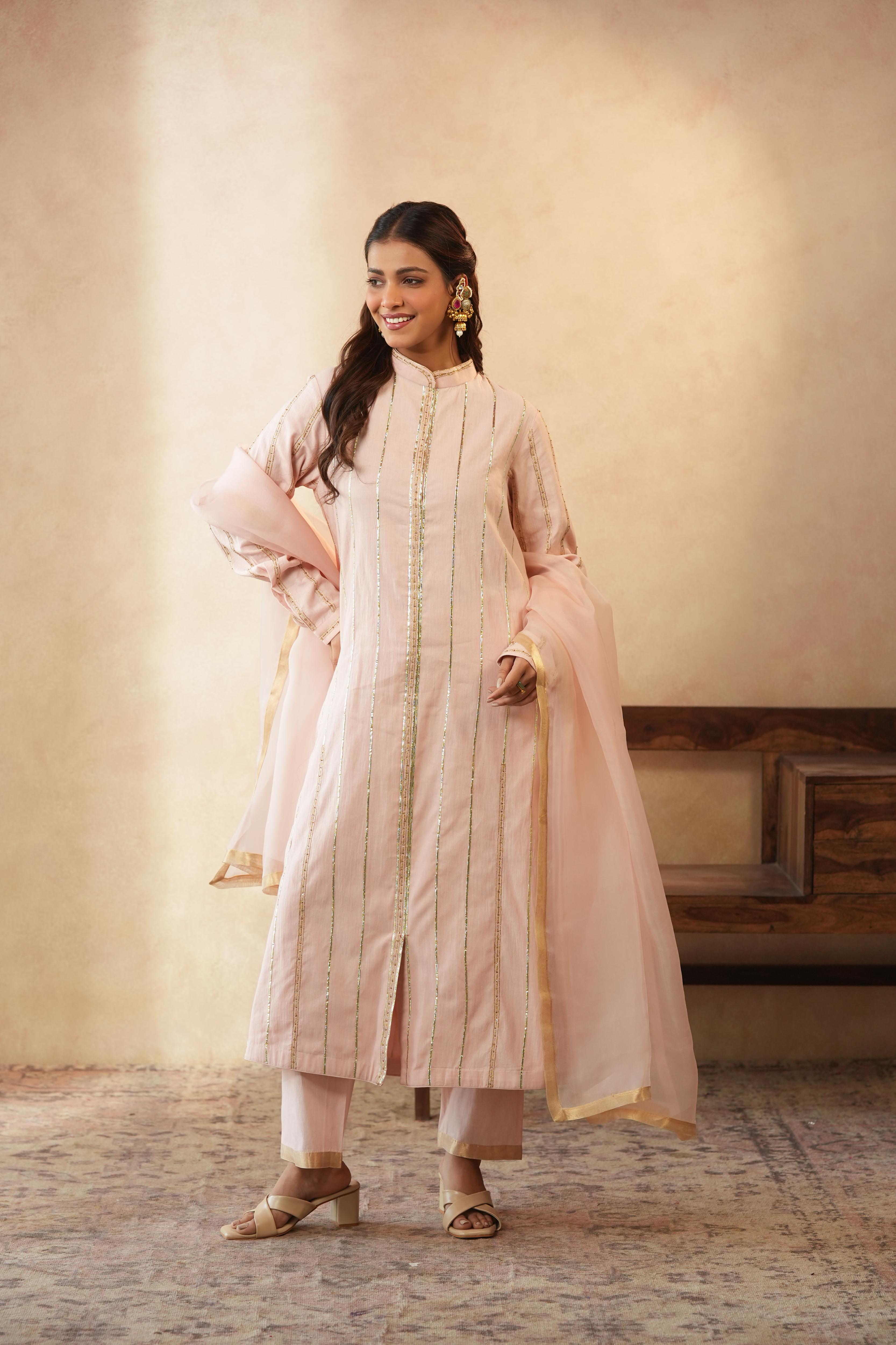 Amaya Gota Lace Blush Kurta