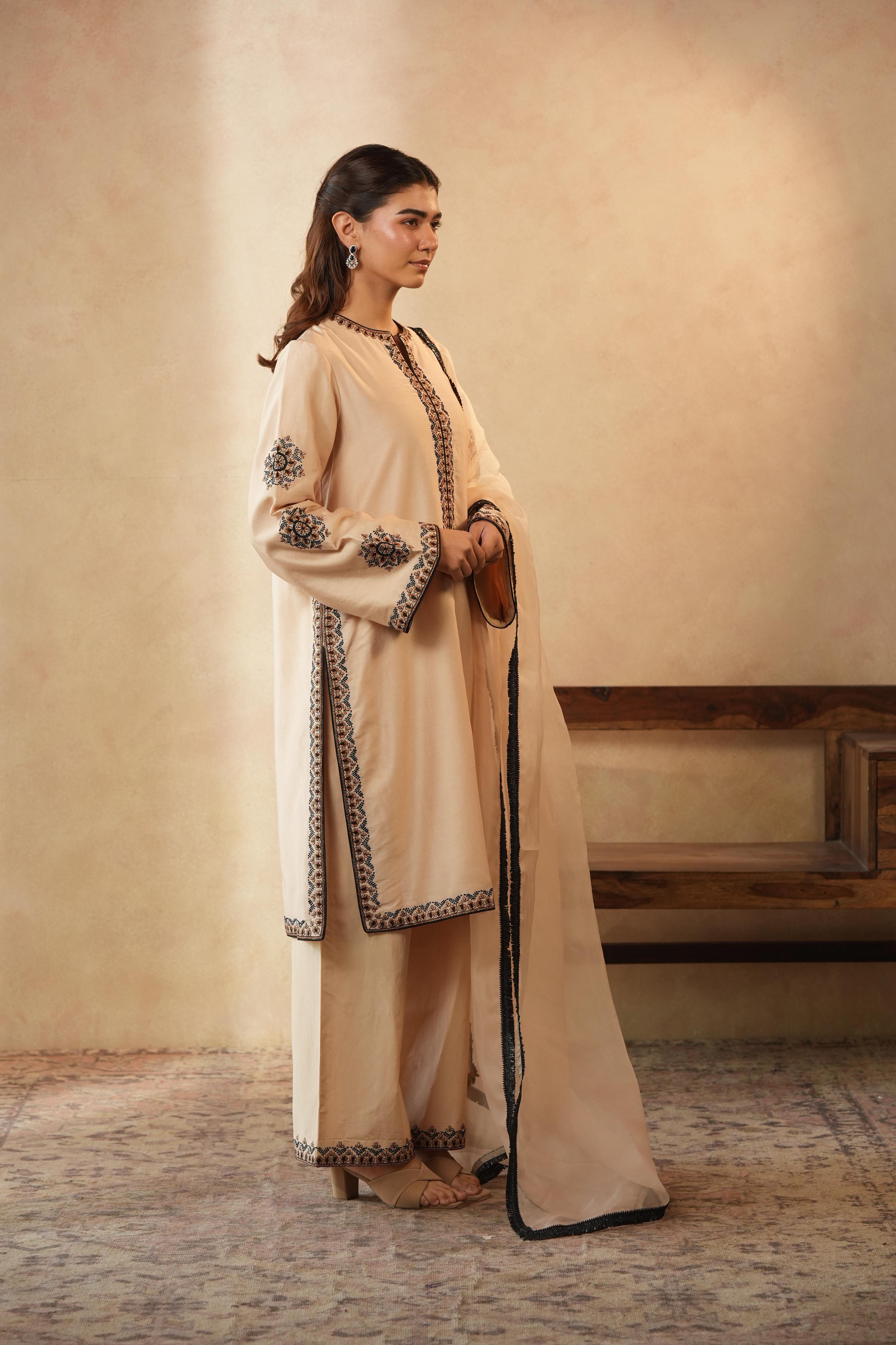 Meeram Cream Beige Kurta Set