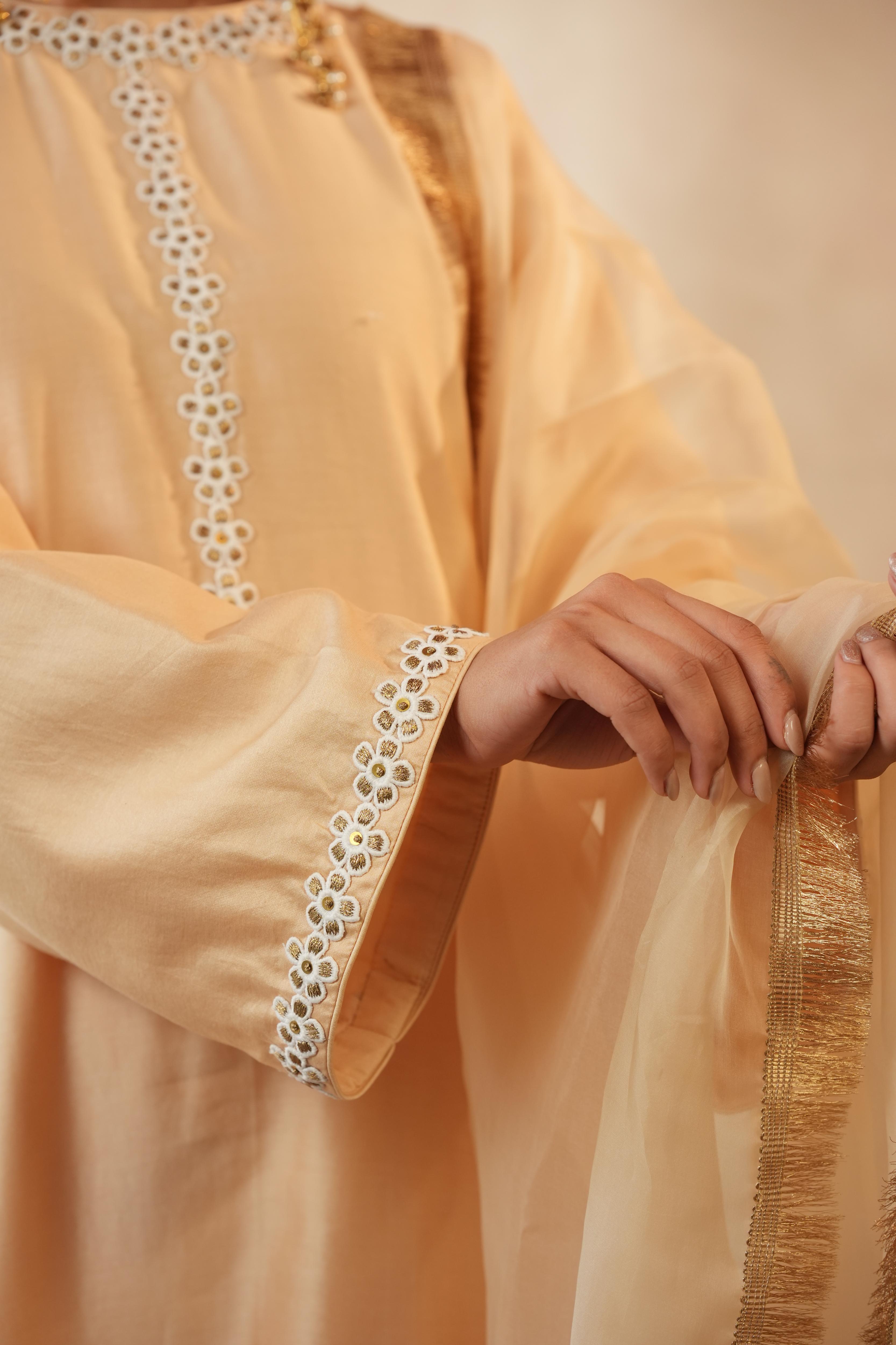 Mehar Peach Kurta Set