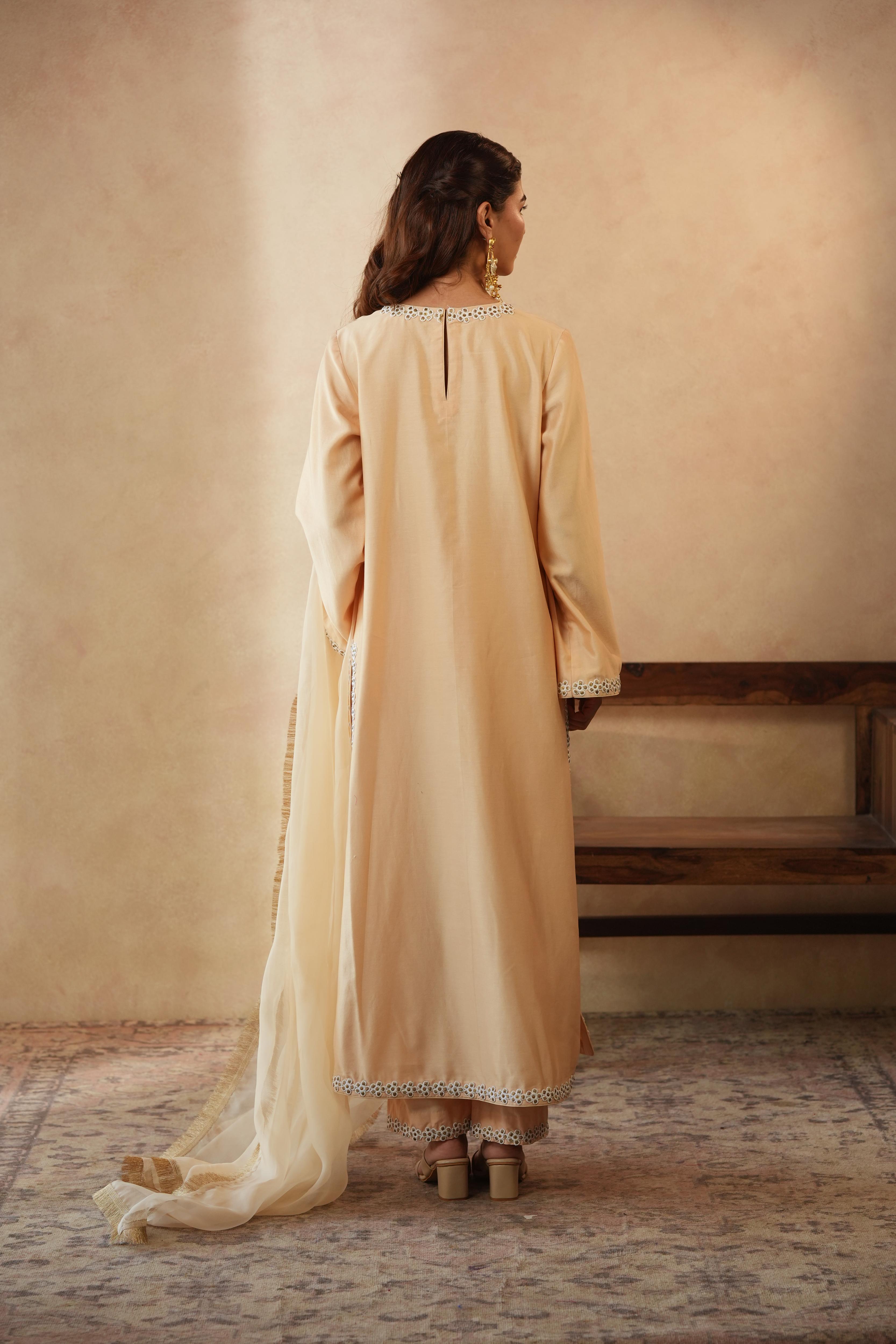 Mehar Peach Kurta Set