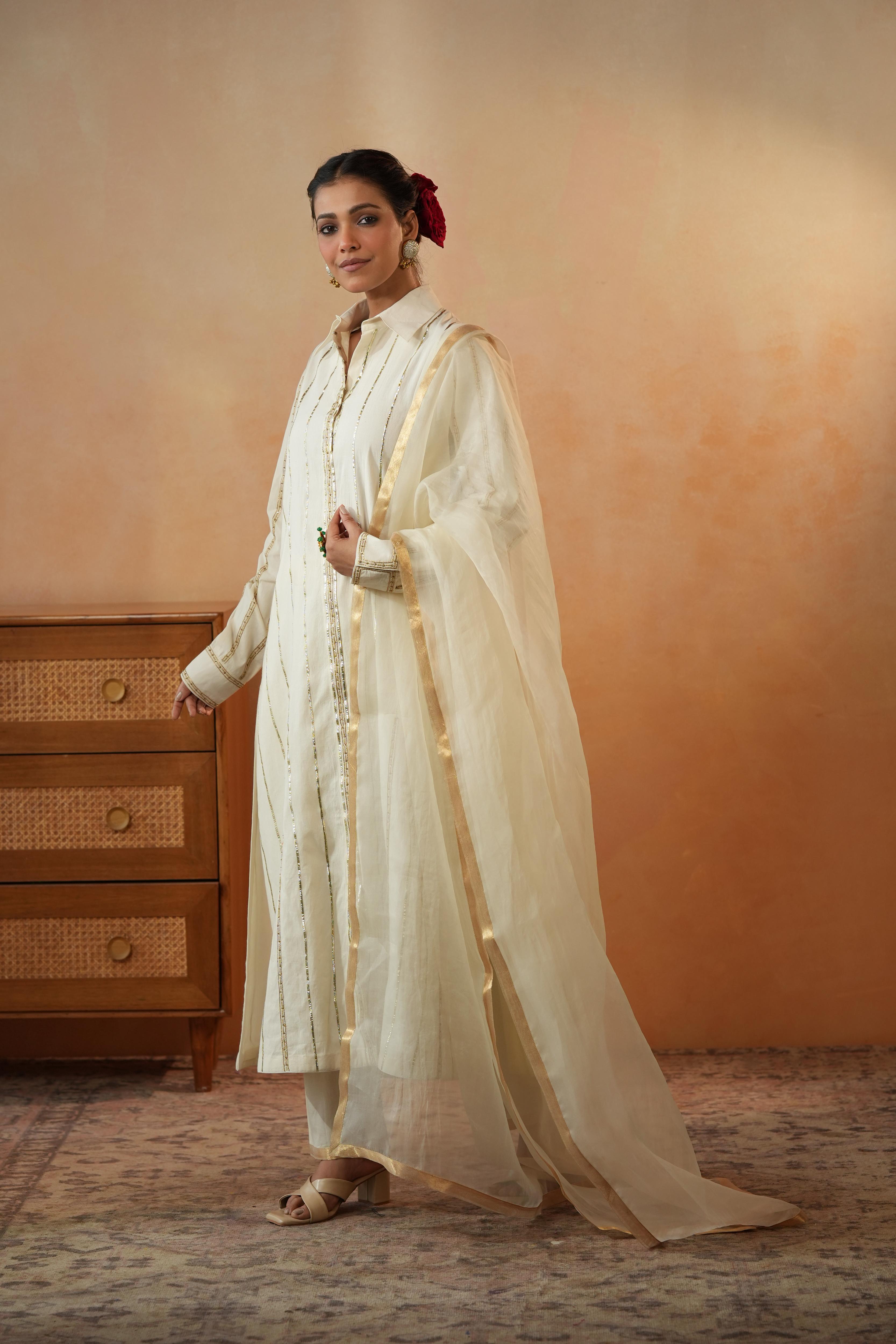 Amaya Gota Lace Ivory Kurta Set