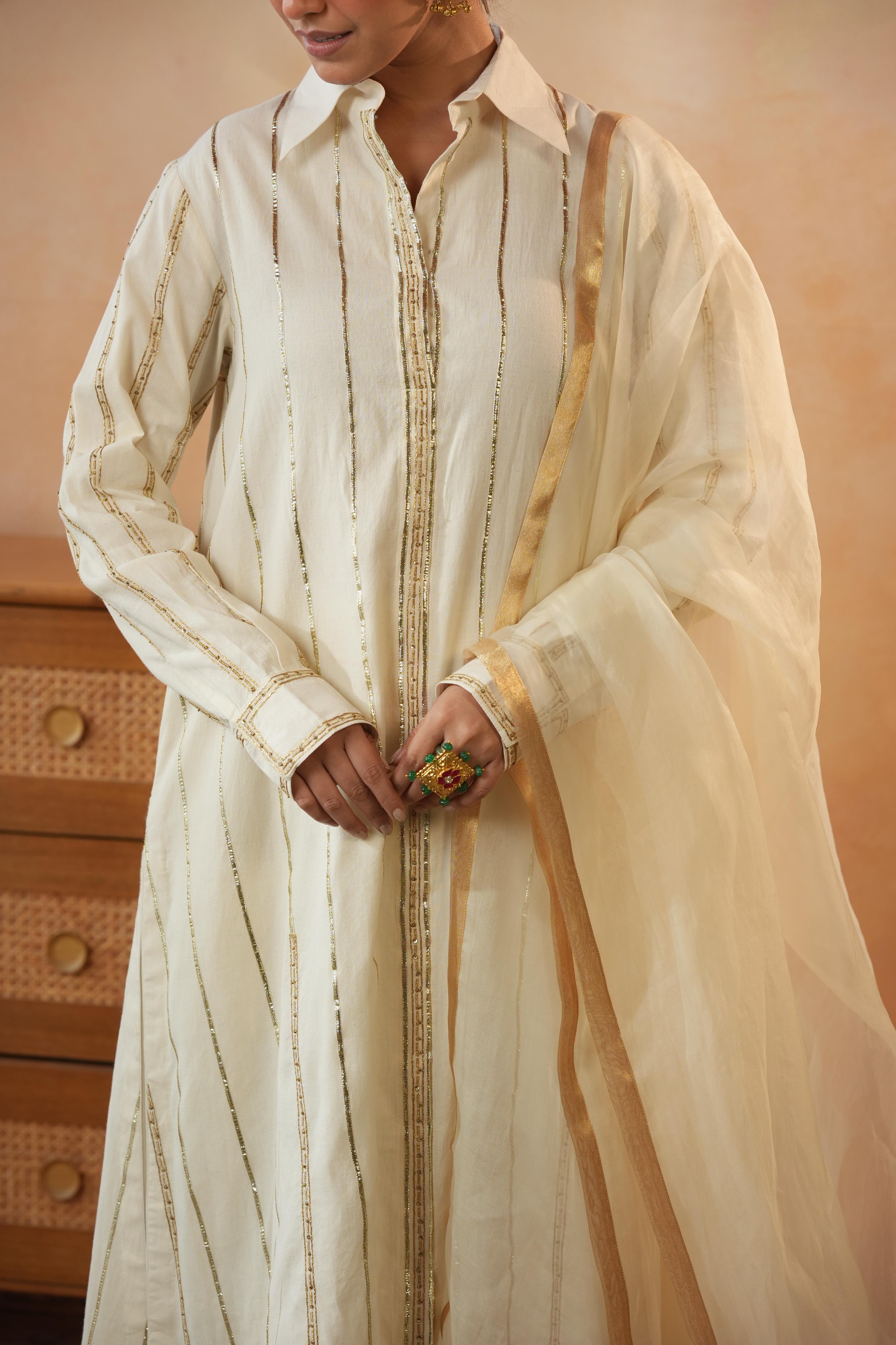 Amaya Gota Lace Ivory Kurta Set